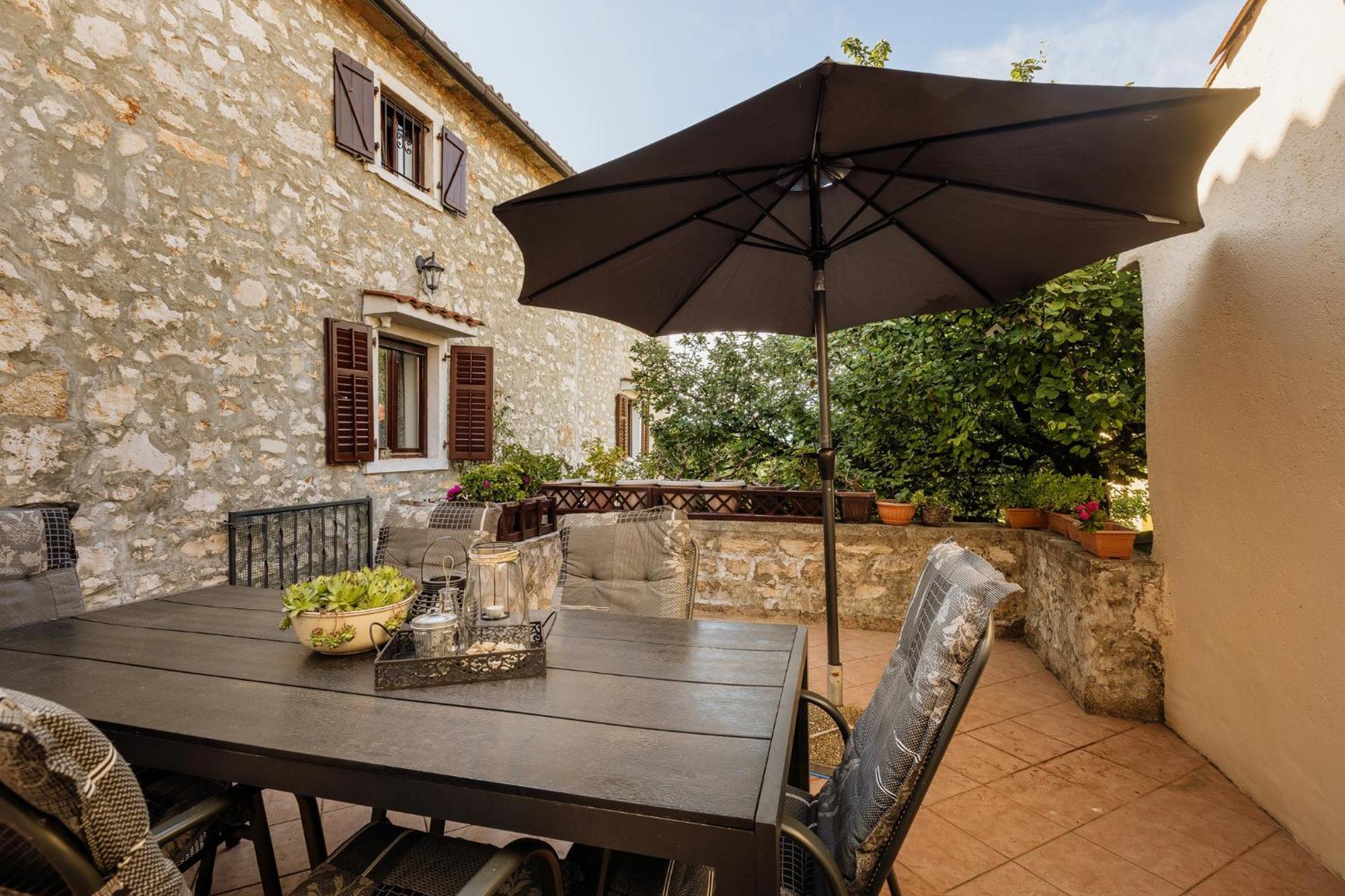 Apartments Mirna Stress Free Vol.2 Umag Exterior photo