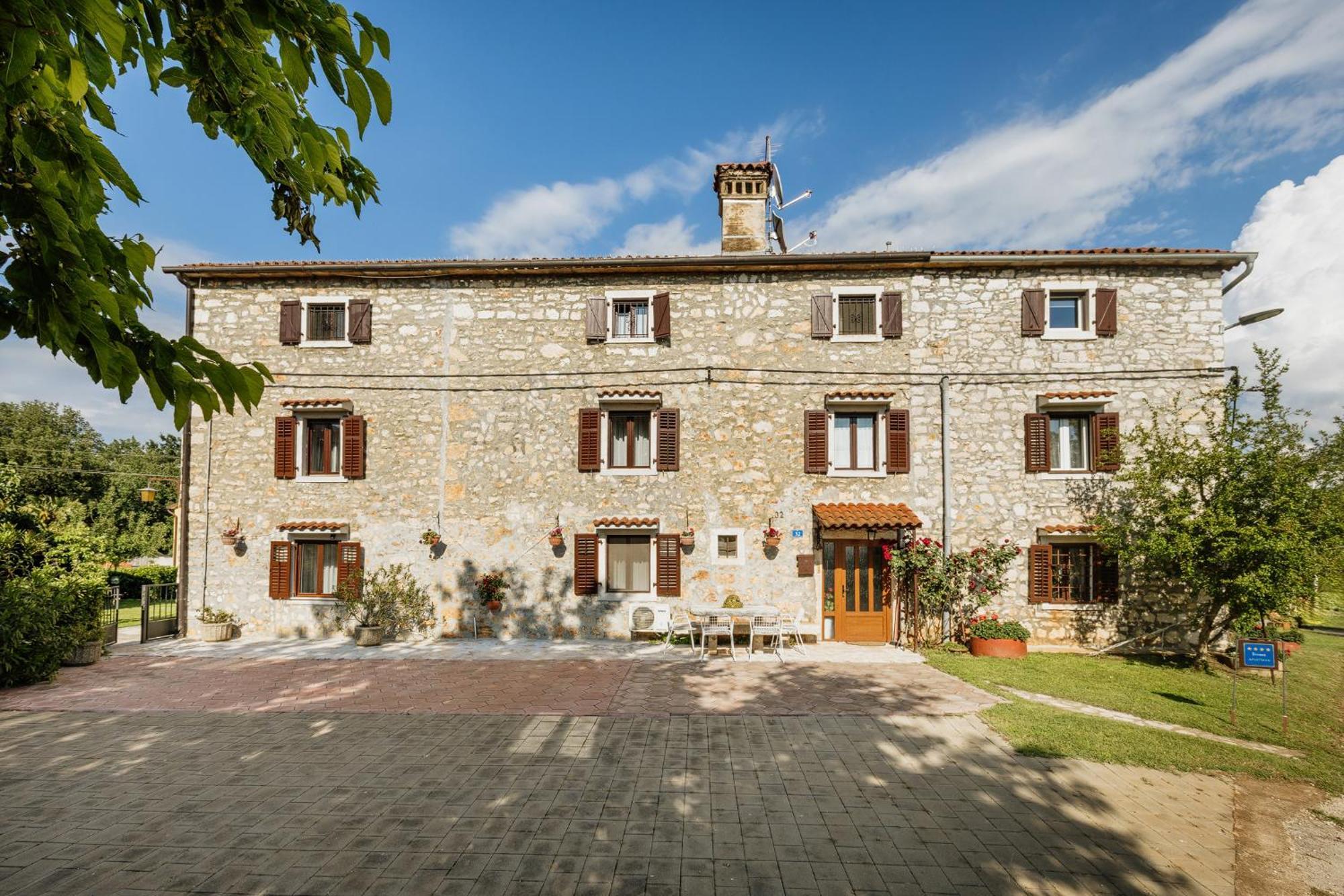 Apartments Mirna Stress Free Vol.2 Umag Exterior photo
