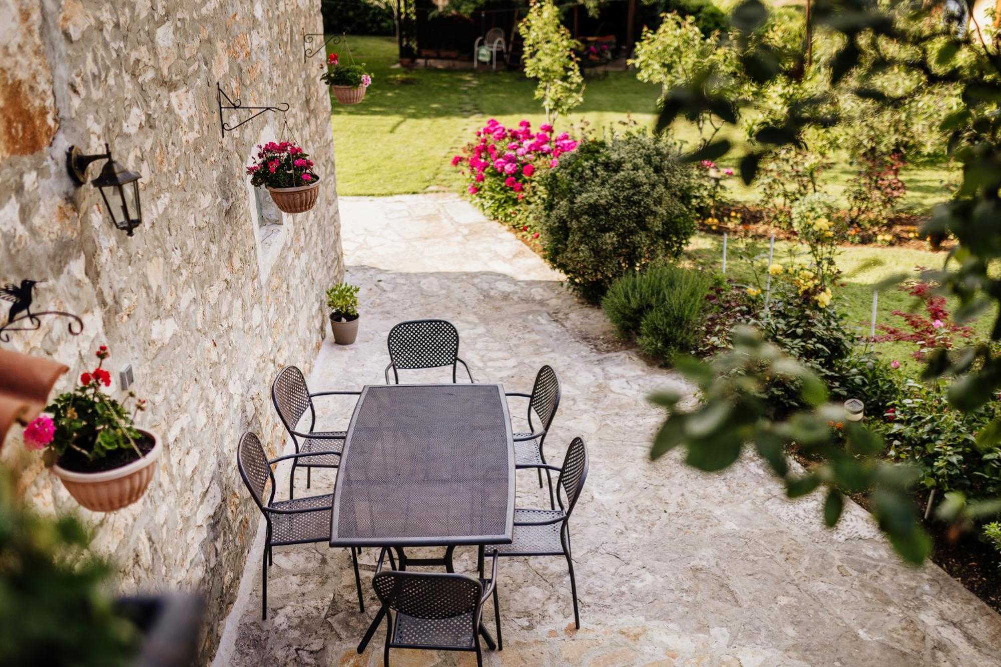 Apartments Mirna Stress Free Vol.2 Umag Exterior photo